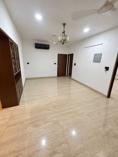 3 BHK 2200 Sqft Flat For Sale in DDA Flats Sector A Pocket B & C